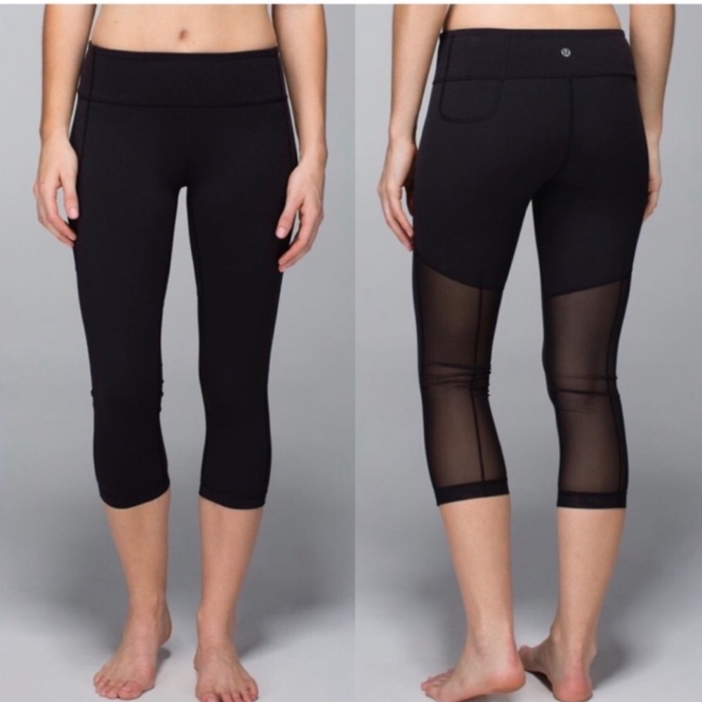 Lululemon Breathe Easy Black Mesh Crop leggings Size 6